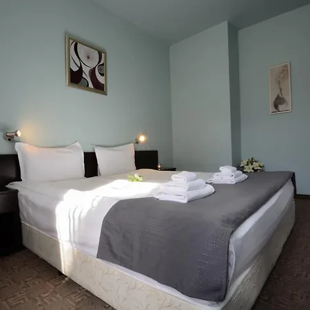 Hotel City