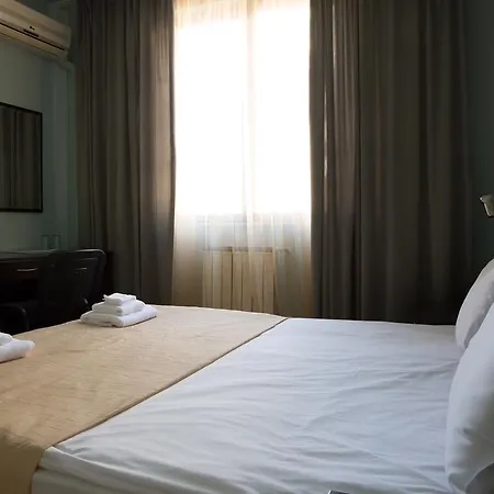 Hotel City 3*